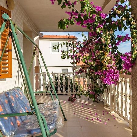 Apartment Zdenka 1 Trogir Exterior photo